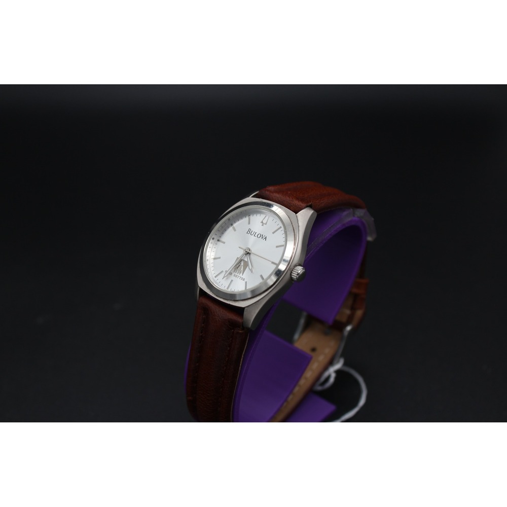 Bulova Vintage Mens Watch Silver Tone IHC 30th Anniversary Brown Leather Strap